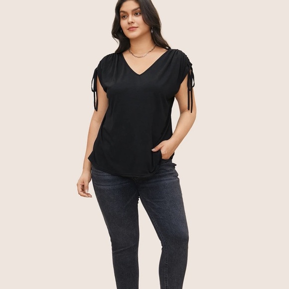 BloomChic Solid Drawstring Dolman Sleeve T-shirt - Picture 5 of 7